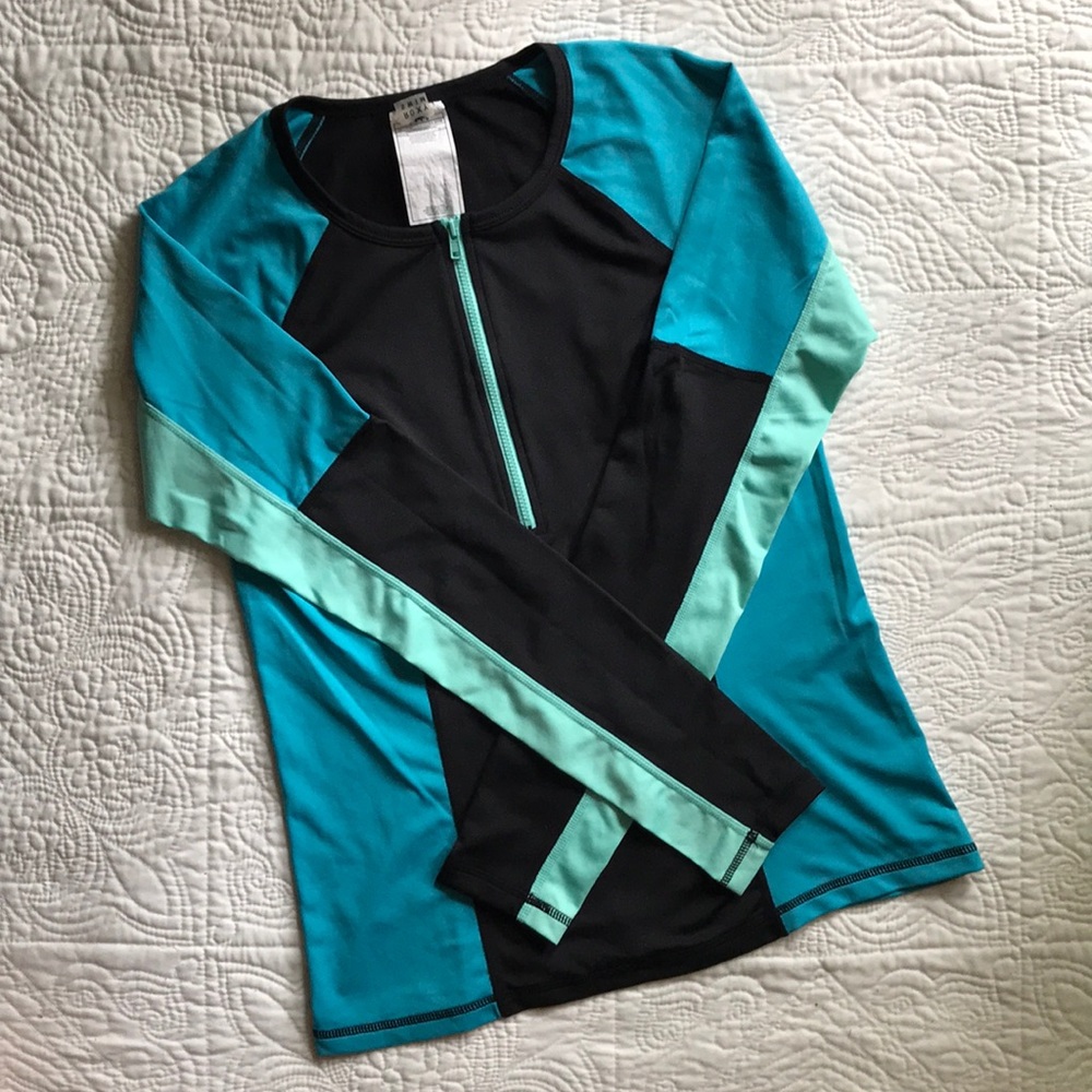 ☀️ Zippered Colorblock Rash Guard Swim Top ☀️